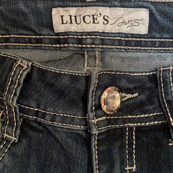 Liuce’s Jeans - Picture 4 of 8